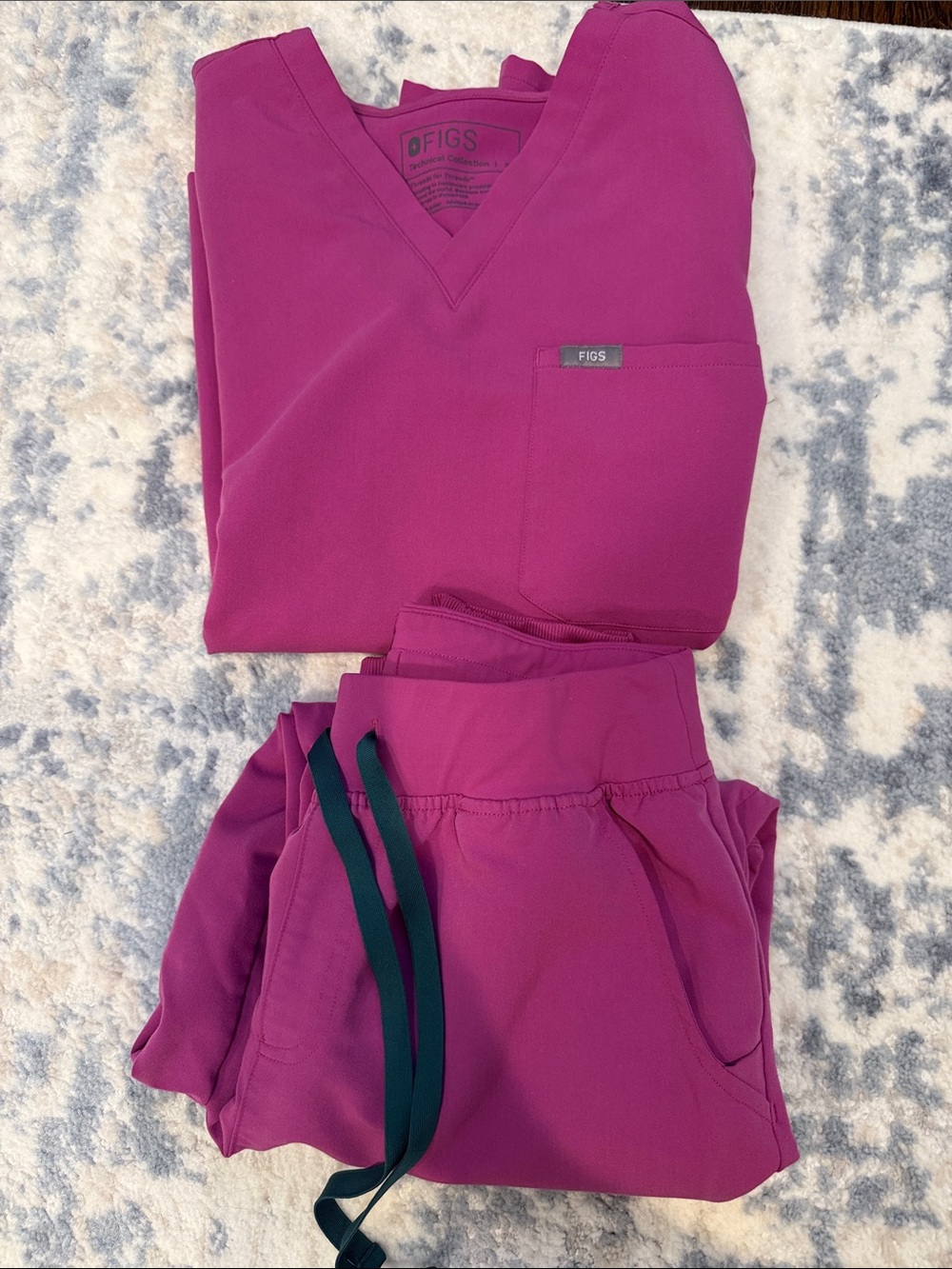 Figs Women's Jogger Set in Magenta with Dark Teal Drawstrings